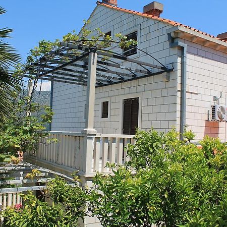 זאטון Apartments And Rooms Villa Mir מראה חיצוני תמונה