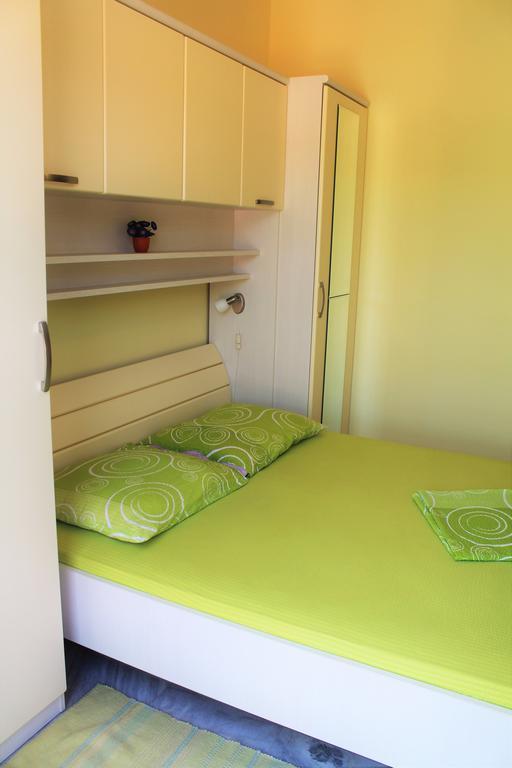 זאטון Apartments And Rooms Villa Mir מראה חיצוני תמונה