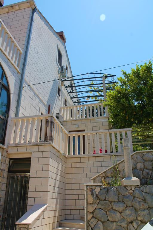 זאטון Apartments And Rooms Villa Mir מראה חיצוני תמונה