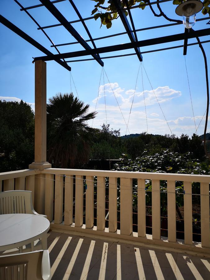 זאטון Apartments And Rooms Villa Mir מראה חיצוני תמונה